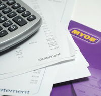 Lade Business Services - Melbourne Accountant