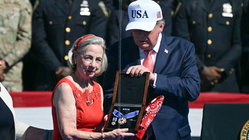 Trump posthumously awards Medal of Freedom to 9/11's 'man in red bandana' Melbourne Accountant